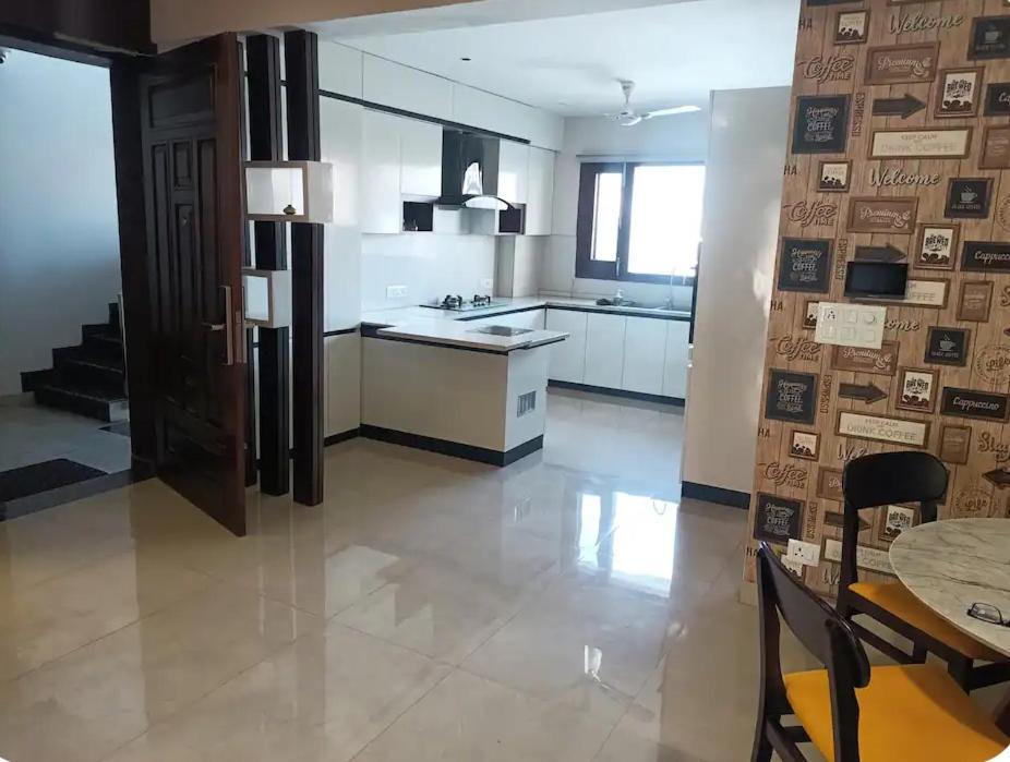 Homistay 1 Bhk Panchkula Quarto foto